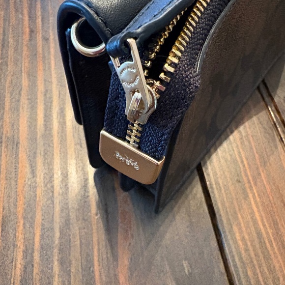 Coach Flap Phone Wallet/Wristlet Crossbody Mini Bag Clutch - Picture 6 of 11